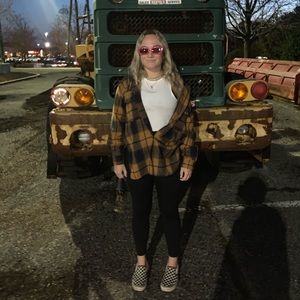 Meet your Posher, Lily